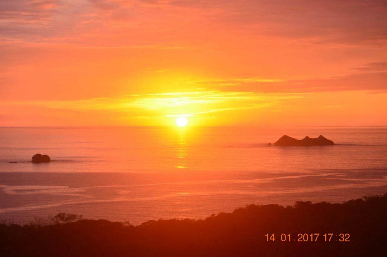 Many'S House Hotel Ballena Esterno foto
