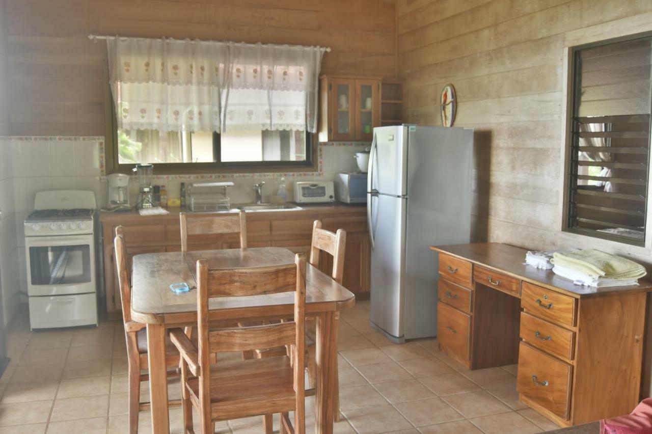 Many'S House Hotel Ballena Esterno foto